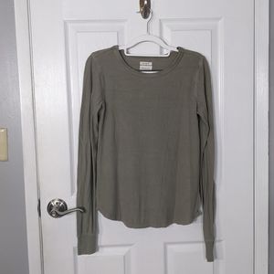 Thread & Supply That Cozy Life Sage Green Long Sleeve Ribbed Top Size‎ S *Flaw